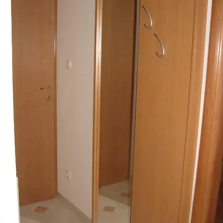 Toic Cres