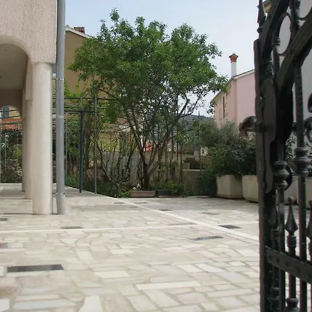 Apartment Toic *