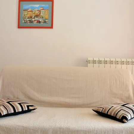 Apartment Toic
