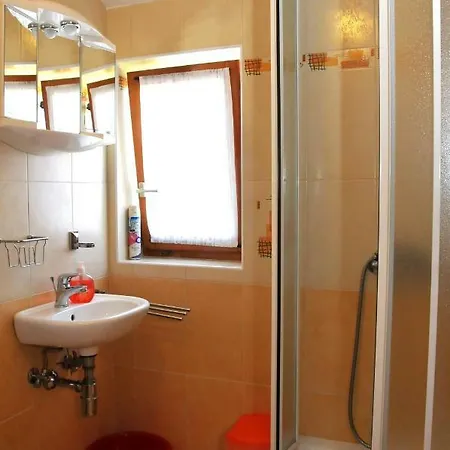 Apartment Toic Cres