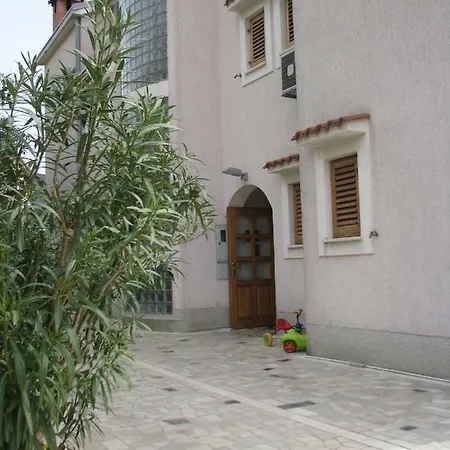 Toic Apartment