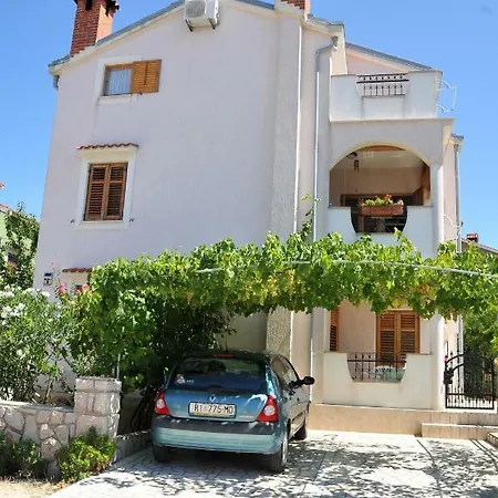 Apartment Toic Cres